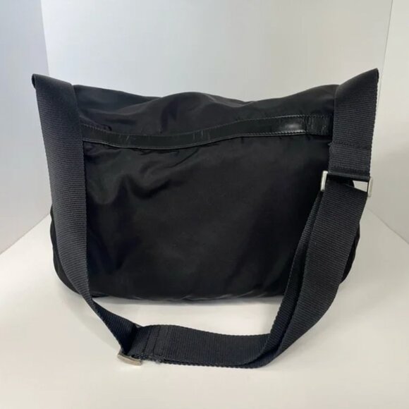 Prada Tessuto Vintage Nylon Saffiano Vela large Messenger Bag Black - Picture 3 of 15